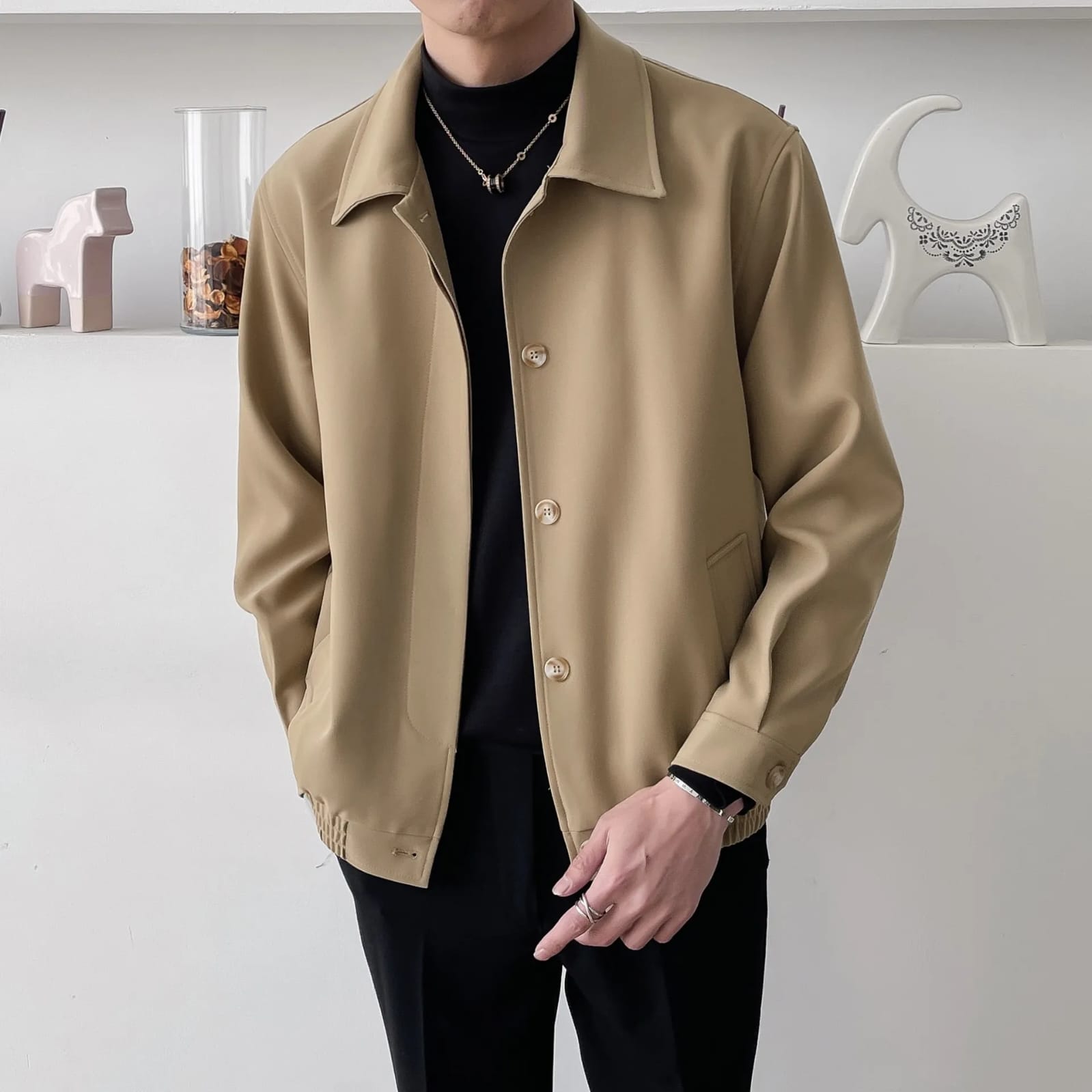 Spring and Autumn New Men's Casual Apricot Lapel Jacket Loose Korean Fashionable Short Profile Jacket for Men